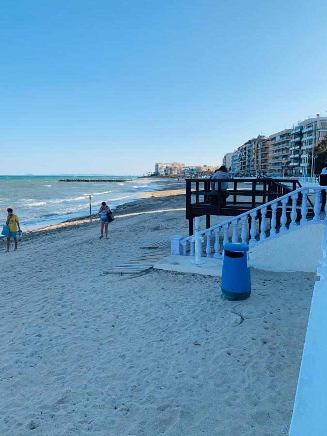 Bonito De Dos Y Piscina Appartement Torrevieja