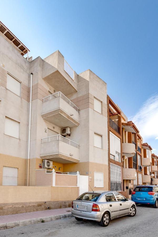 Bonito De Dos Y Piscina Appartement Torrevieja