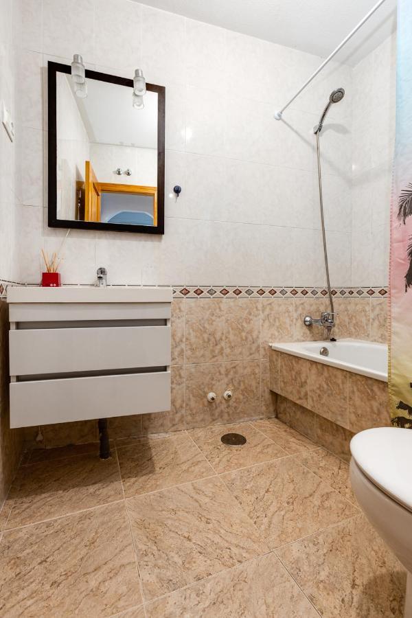 Bonito De Dos Y Piscina Appartement Torrevieja